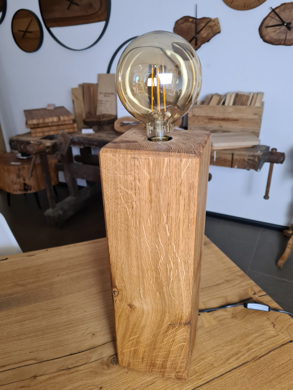 Tischleuchte / Lampe / LED / Eiche geölt / in verschiedenen Größen