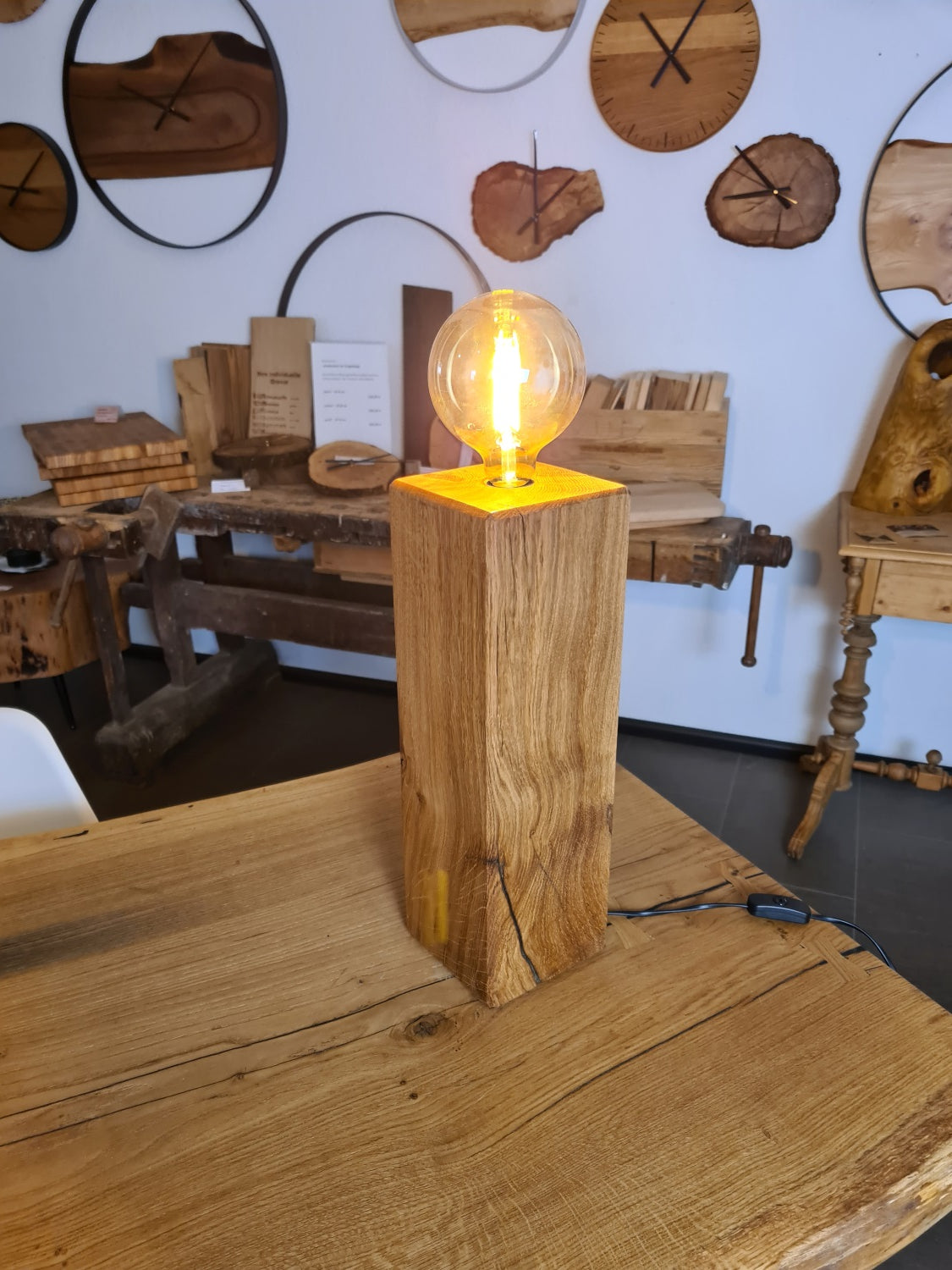 Tischleuchte / Lampe / LED / Eiche geölt / in verschiedenen Größen