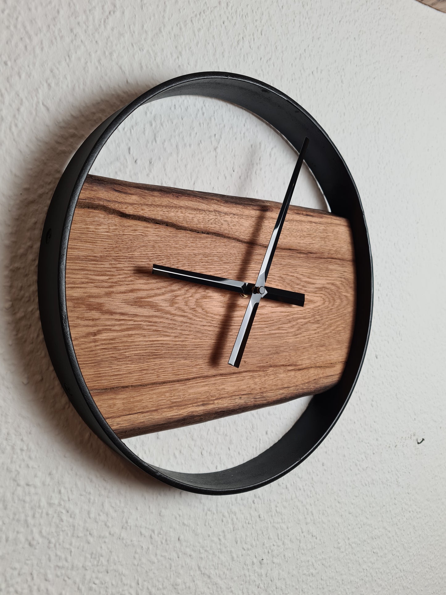 Wanduhr Eiche | Holz & Metall | Rund | Klein 35 cm
