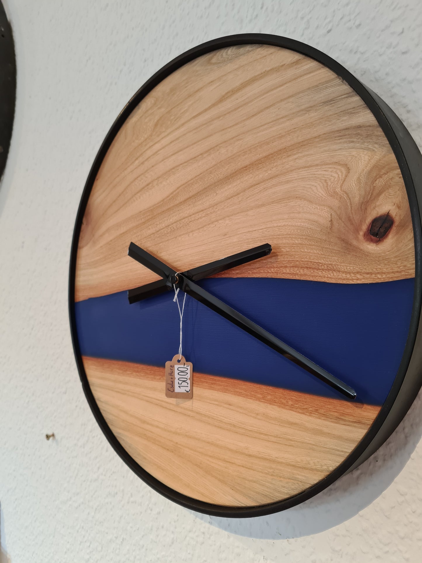 Wanduhr Rund 35cm | Esche massiv epoxidharz geölt | Uhr aus Holz und Metall