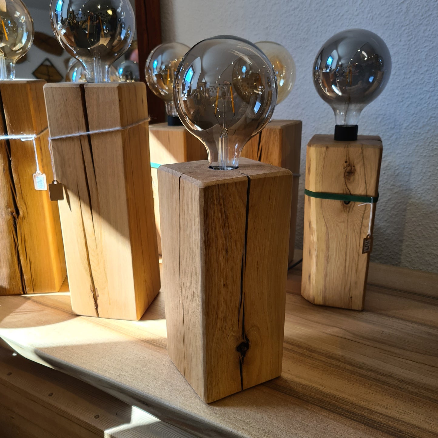 Tischlampe / Leuchte / Stehlampe - Eiche massiv in versch. Größen