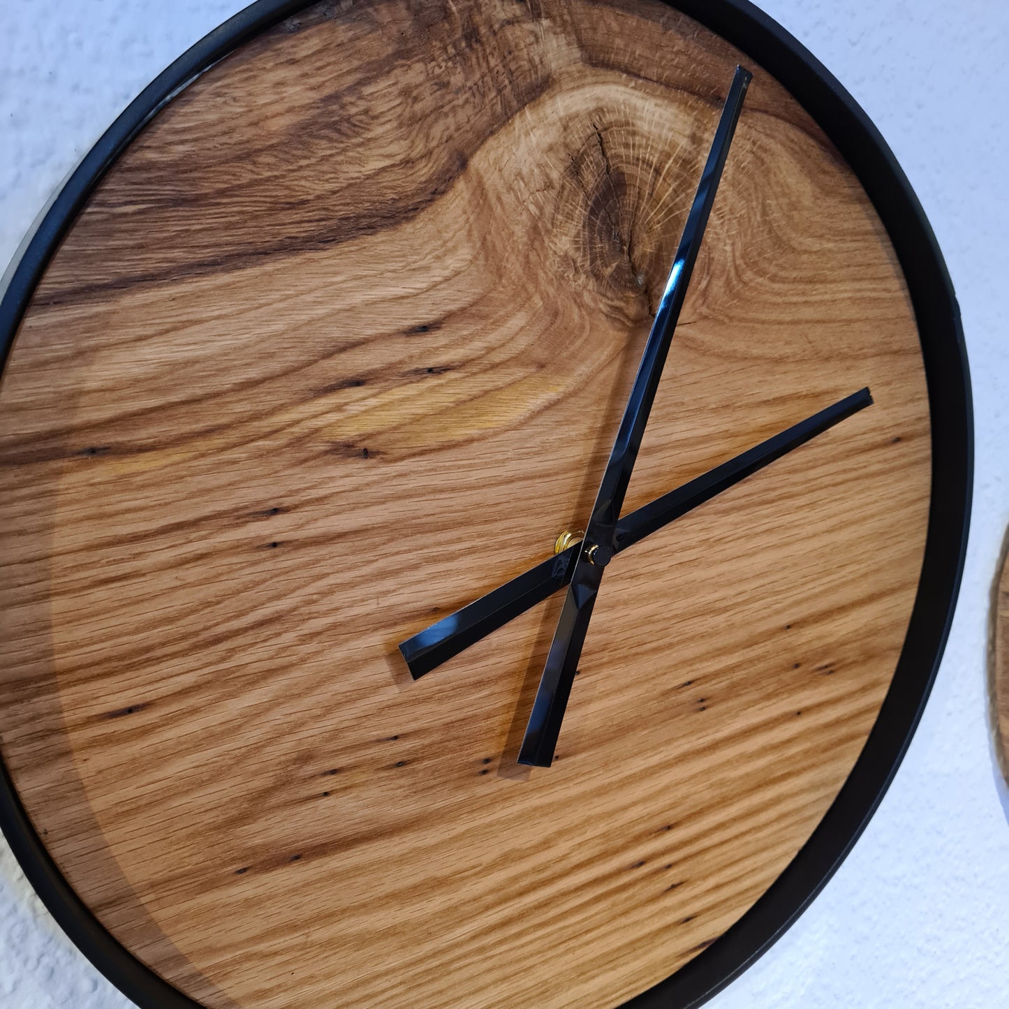 Wanduhr Eiche | Holz & Metall | Rund | Klein 35 cm