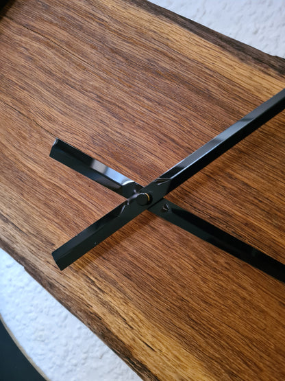 Wanduhr Eiche | Holz & Metall | Rund | Klein 35 cm