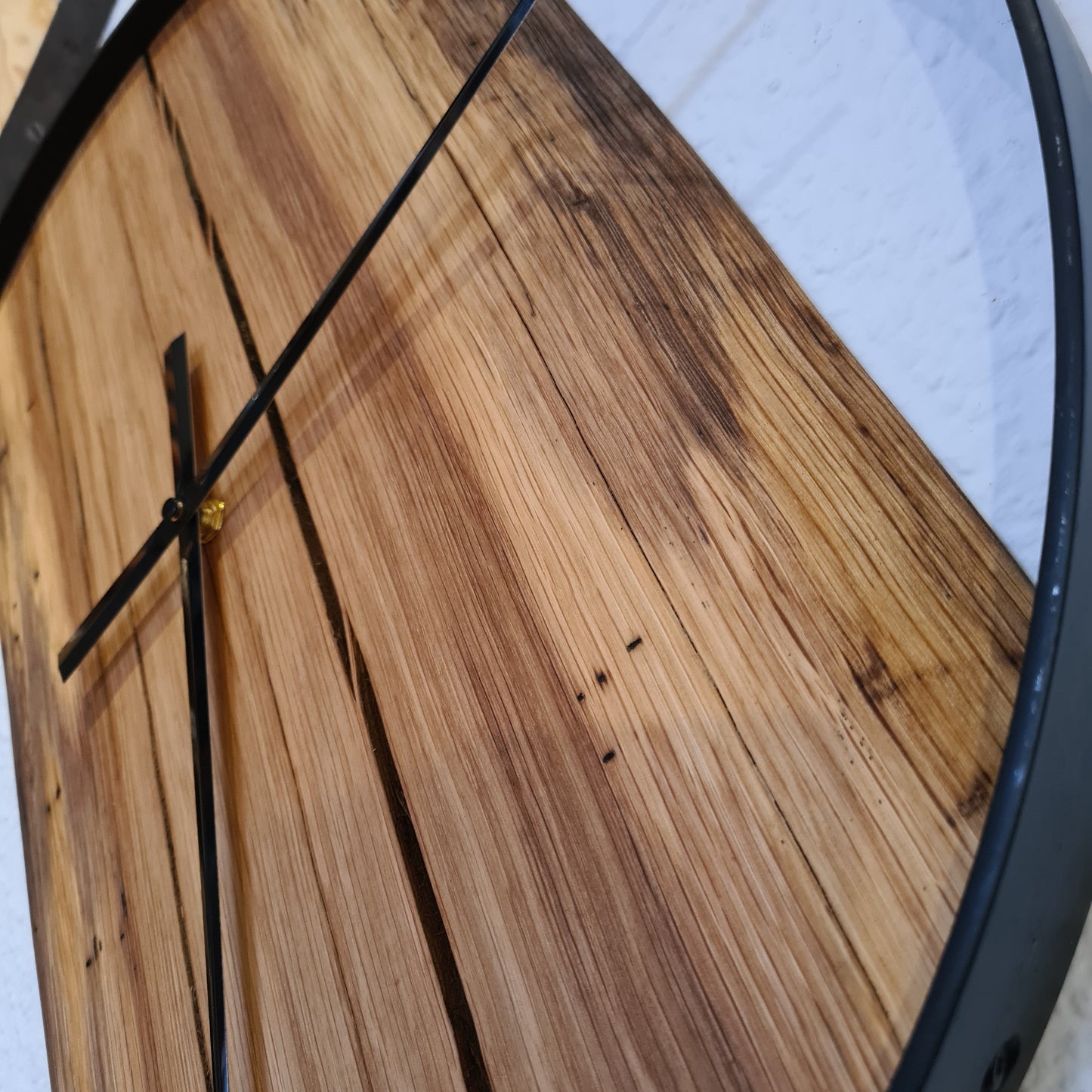 Wanduhr Rund | Eiche | Mittel 50 cm | Uhr aus Holz & Metall