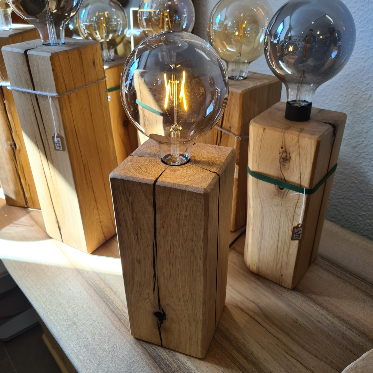 Tischlampe / Leuchte / Stehlampe - Eiche massiv in versch. Größen