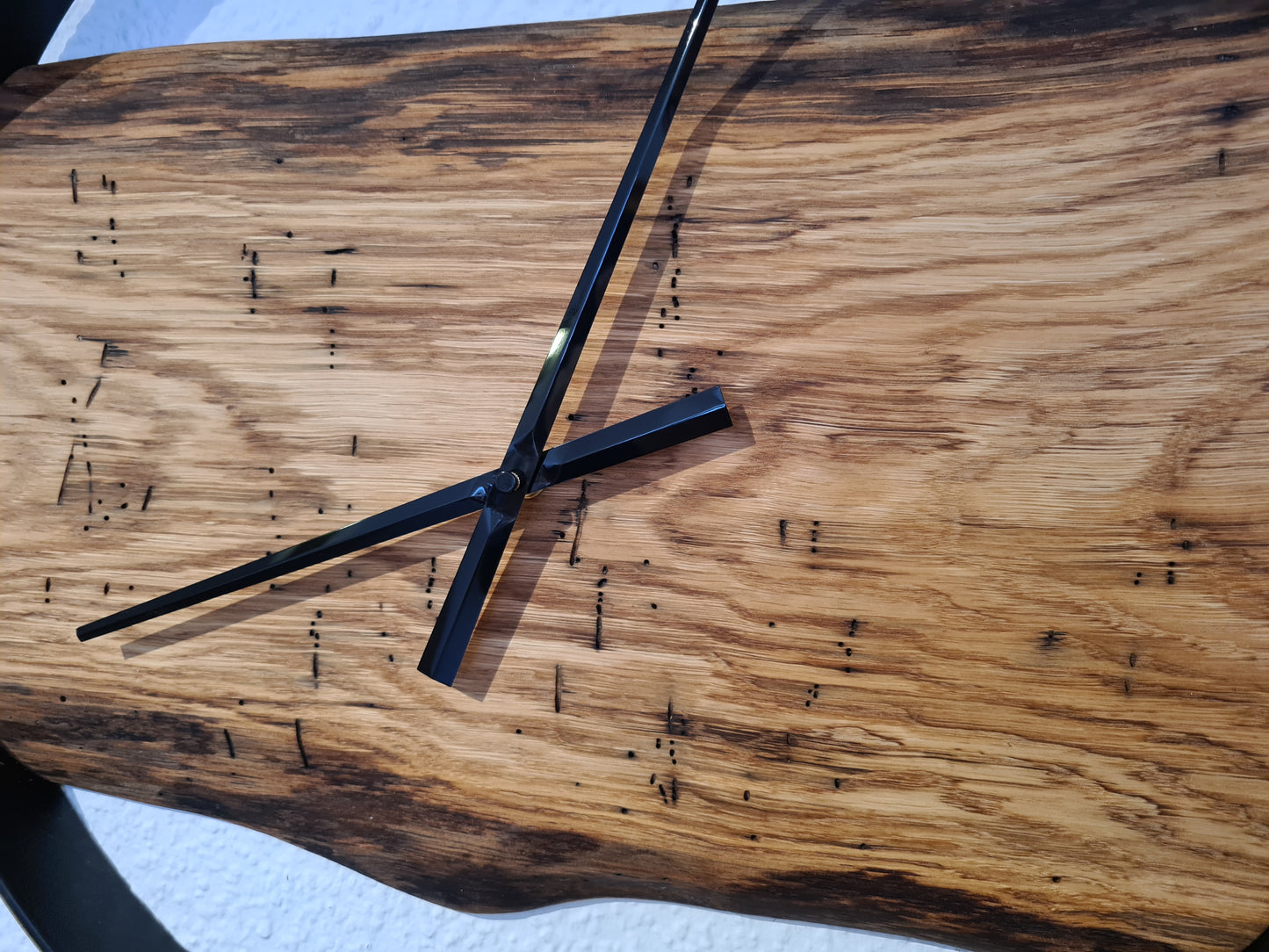 Wanduhr Rund | Eiche | Mittel 50 cm | Uhr aus Holz & Metall