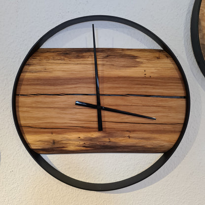 Wanduhr Rund | Eiche | Mittel 50 cm | Uhr aus Holz & Metall
